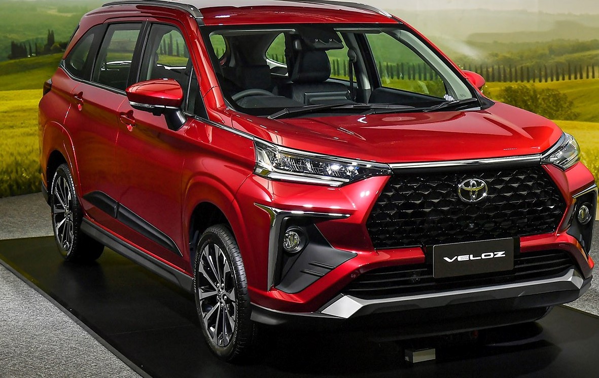 Toyota Hilux 2023 rục rịch ra mắt Việt Nam với nâng cấp nhỏ giọt  Tuổi  Trẻ Online