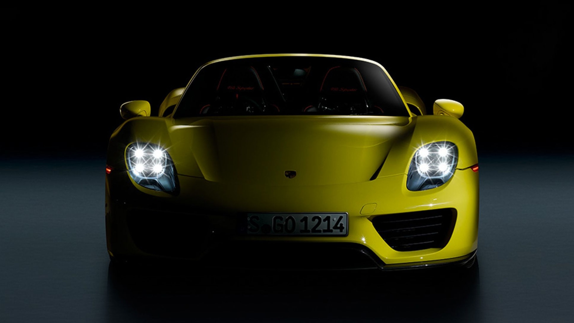 Thiết kế đèn pha từ bốn chấm độc lạ nhà Porsche